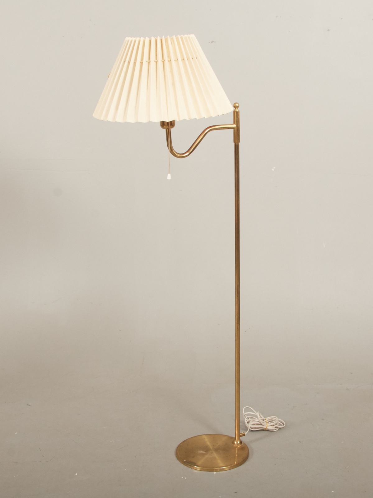 Golvlampa, Nya Öia