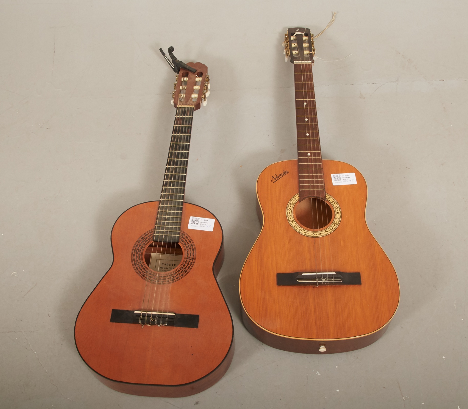 Akustiska gitarrer