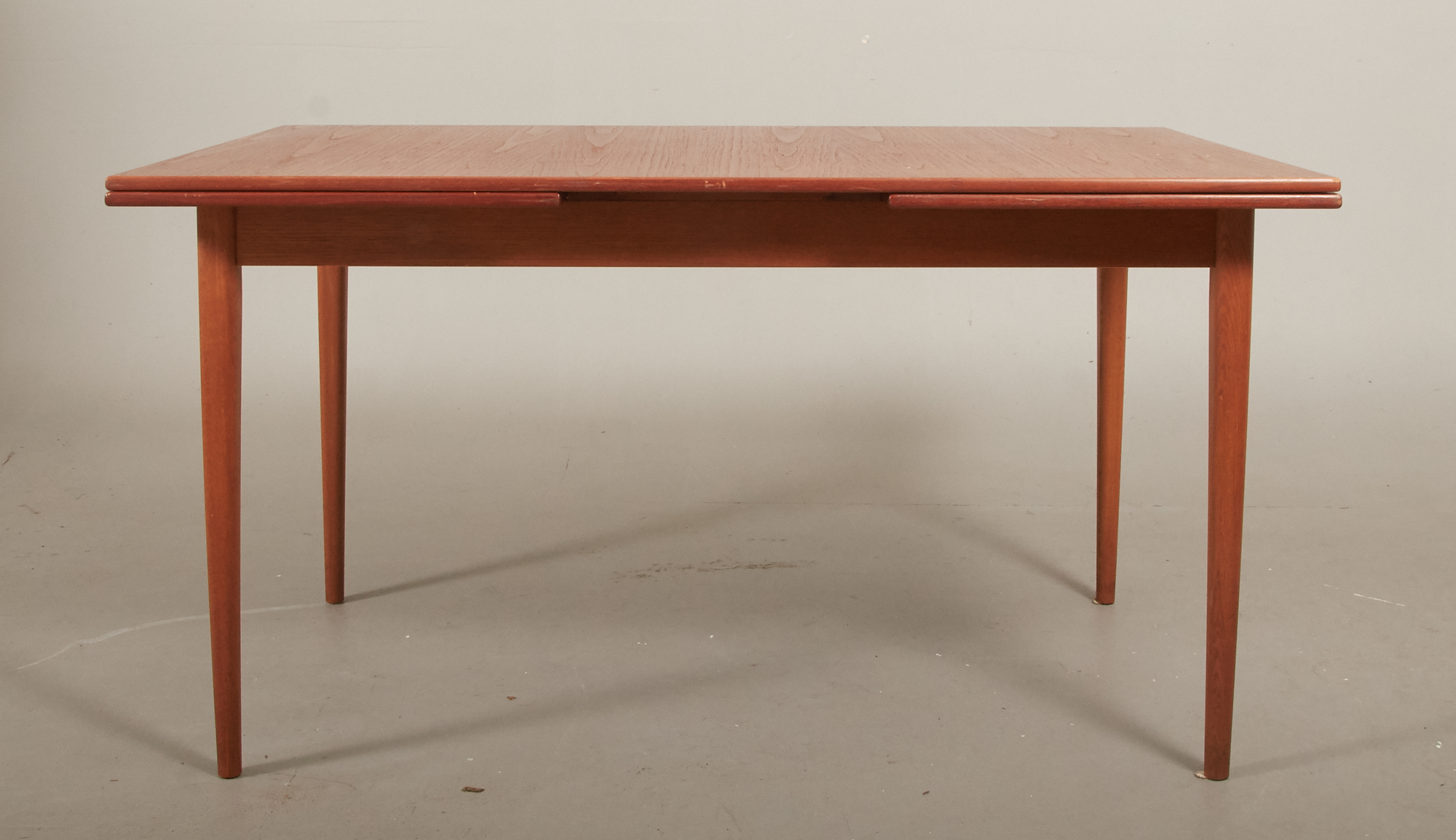 Matbord, Teak