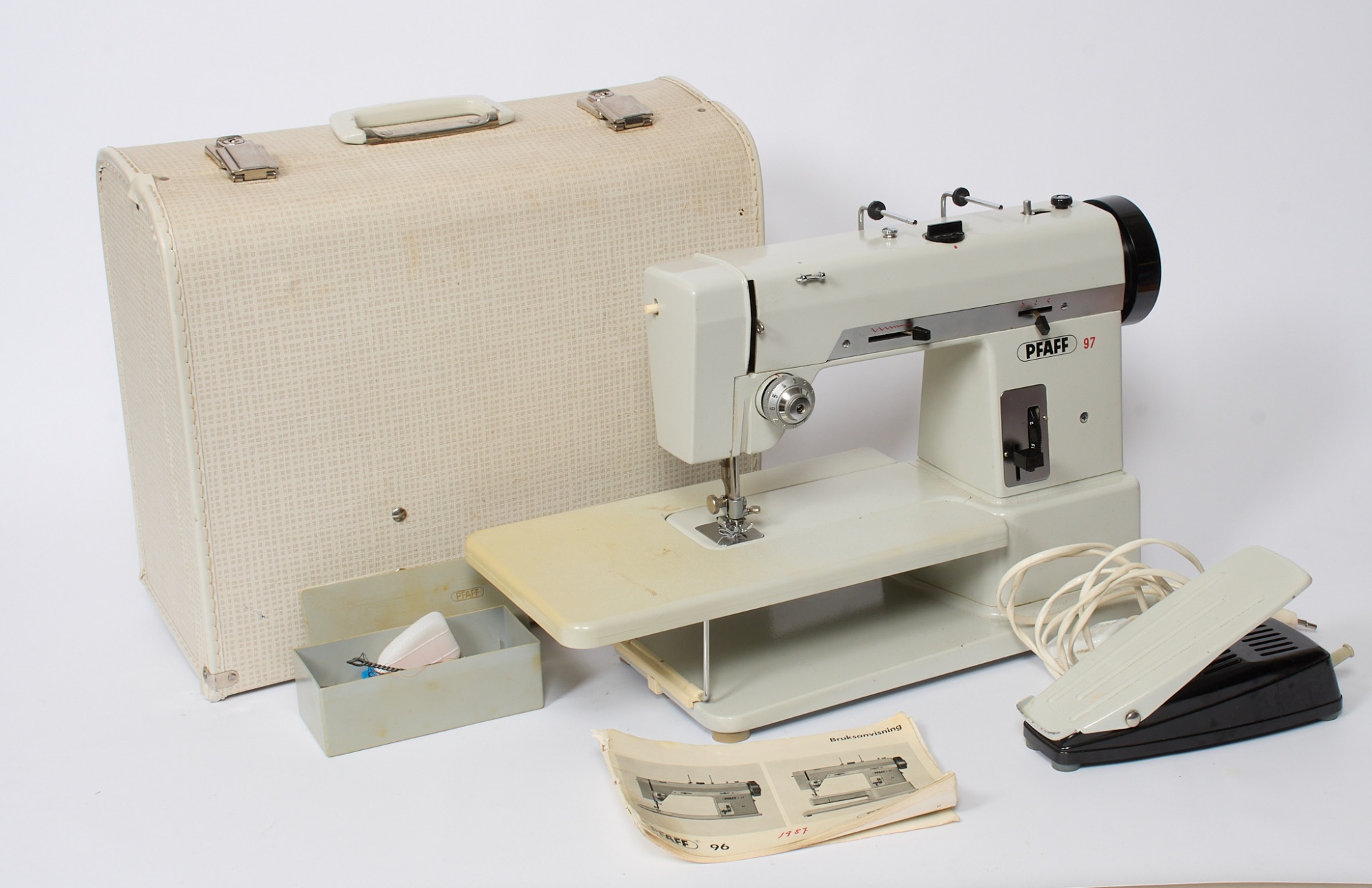 Symaskin, Pfaff 97